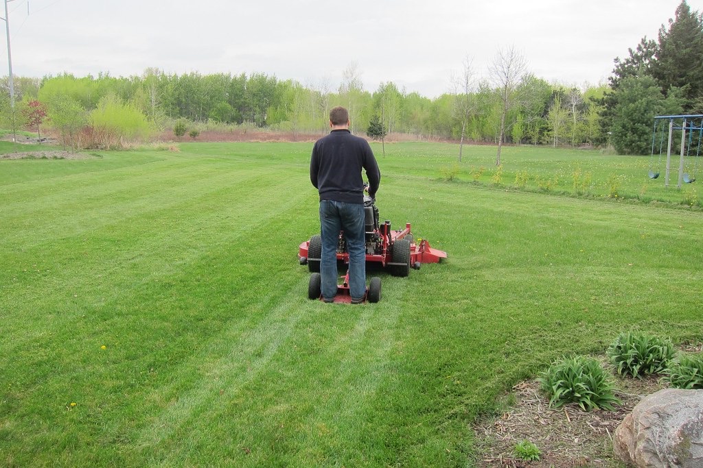 A SunLawn Services-maintained lawn